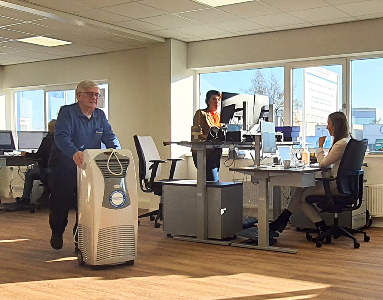 _mobile airco rental for office spaces AV03 Delivery