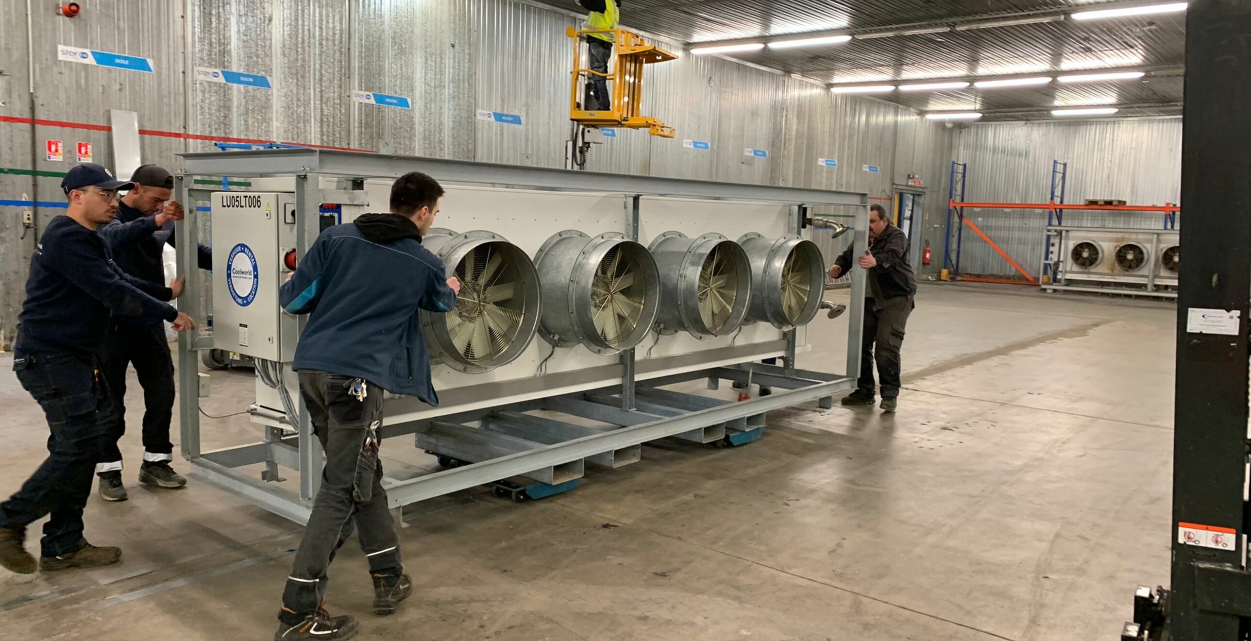 Système de refroidissement d'appoint pour un entrepôt logistique sur le point d'ouvrir ses portes — image du projet 5