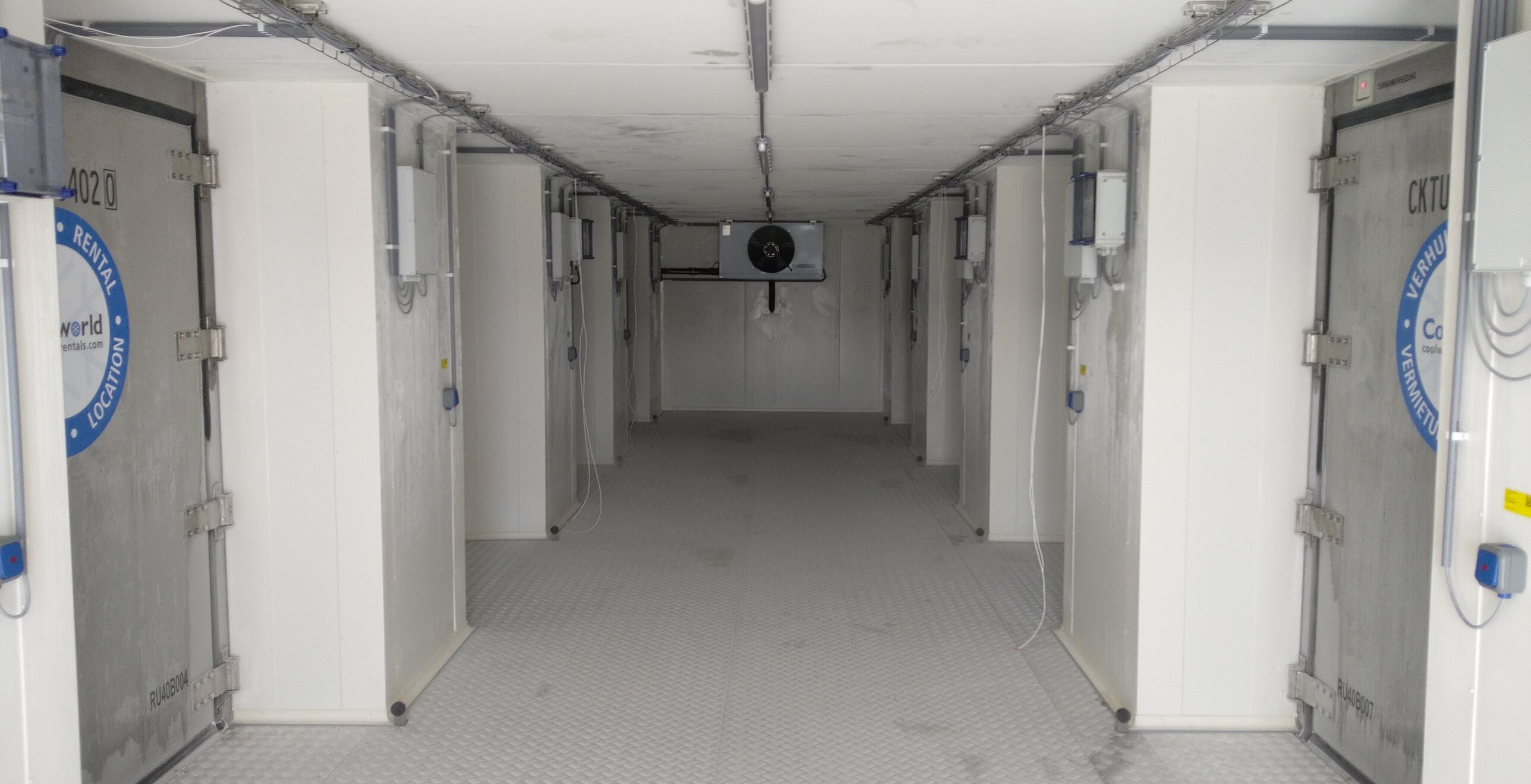 25 méga-chambres froides aident IDT Biologika à se préparer à une pandémie — image du projet 8