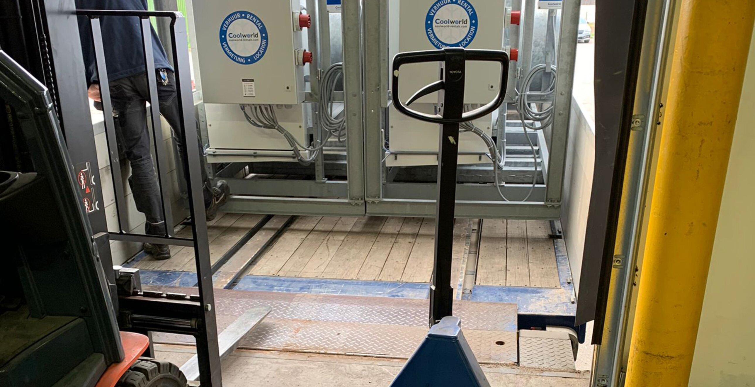 Système de refroidissement d'appoint pour un entrepôt logistique sur le point d'ouvrir ses portes — image du projet 7